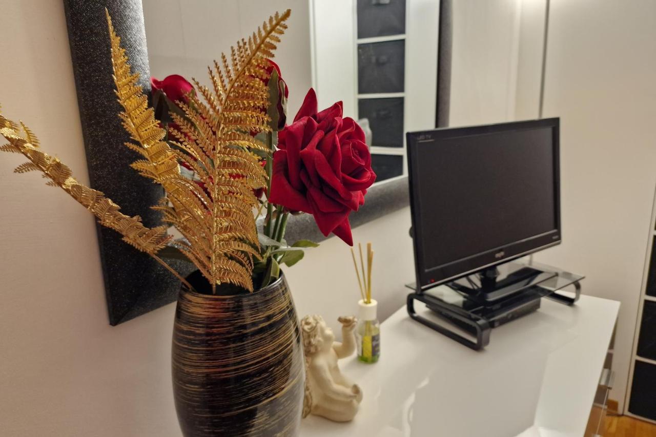 Arezzo Charming Apartment Екстер'єр фото