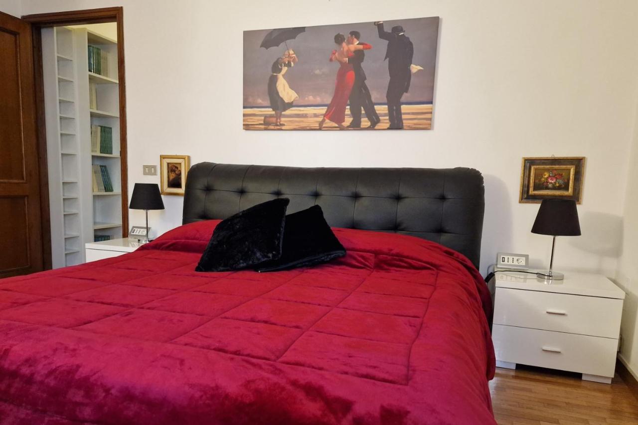 Arezzo Charming Apartment Екстер'єр фото
